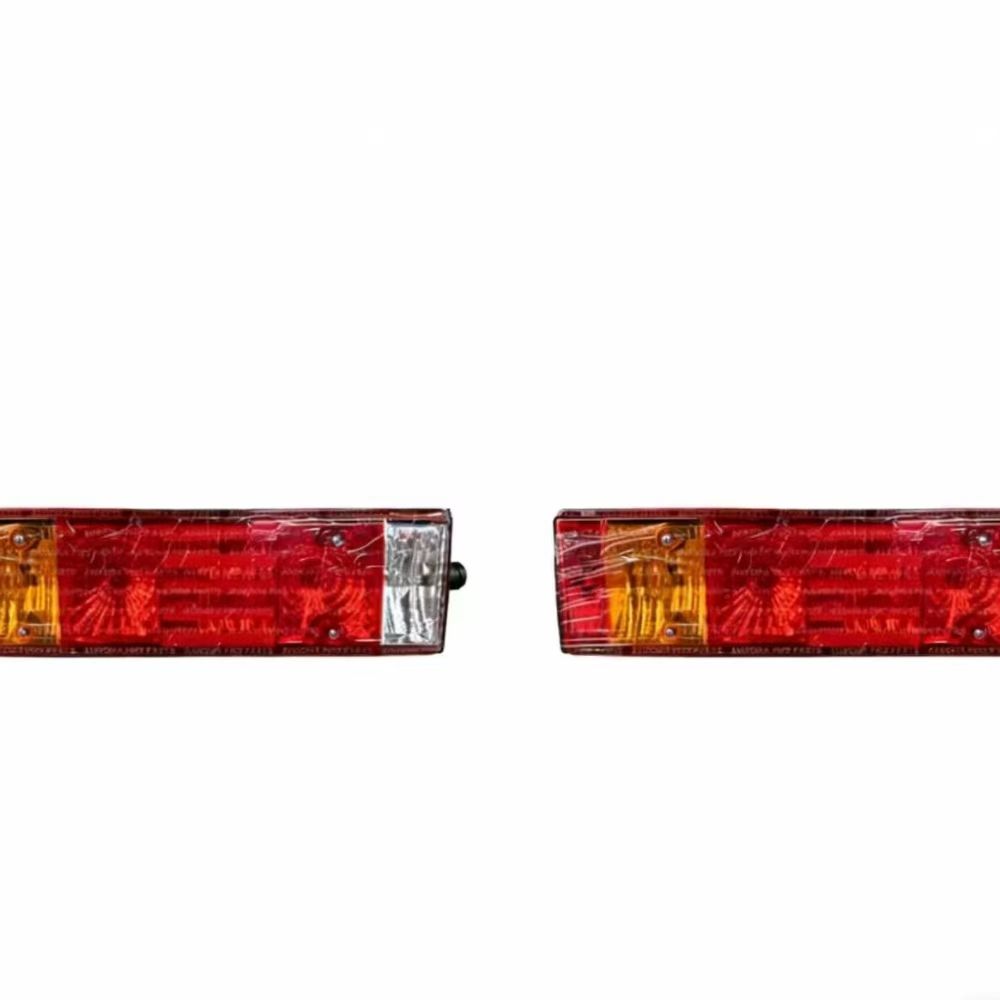 Assemblage de lampe arrière Shacman F3000 81252256464 81252256465